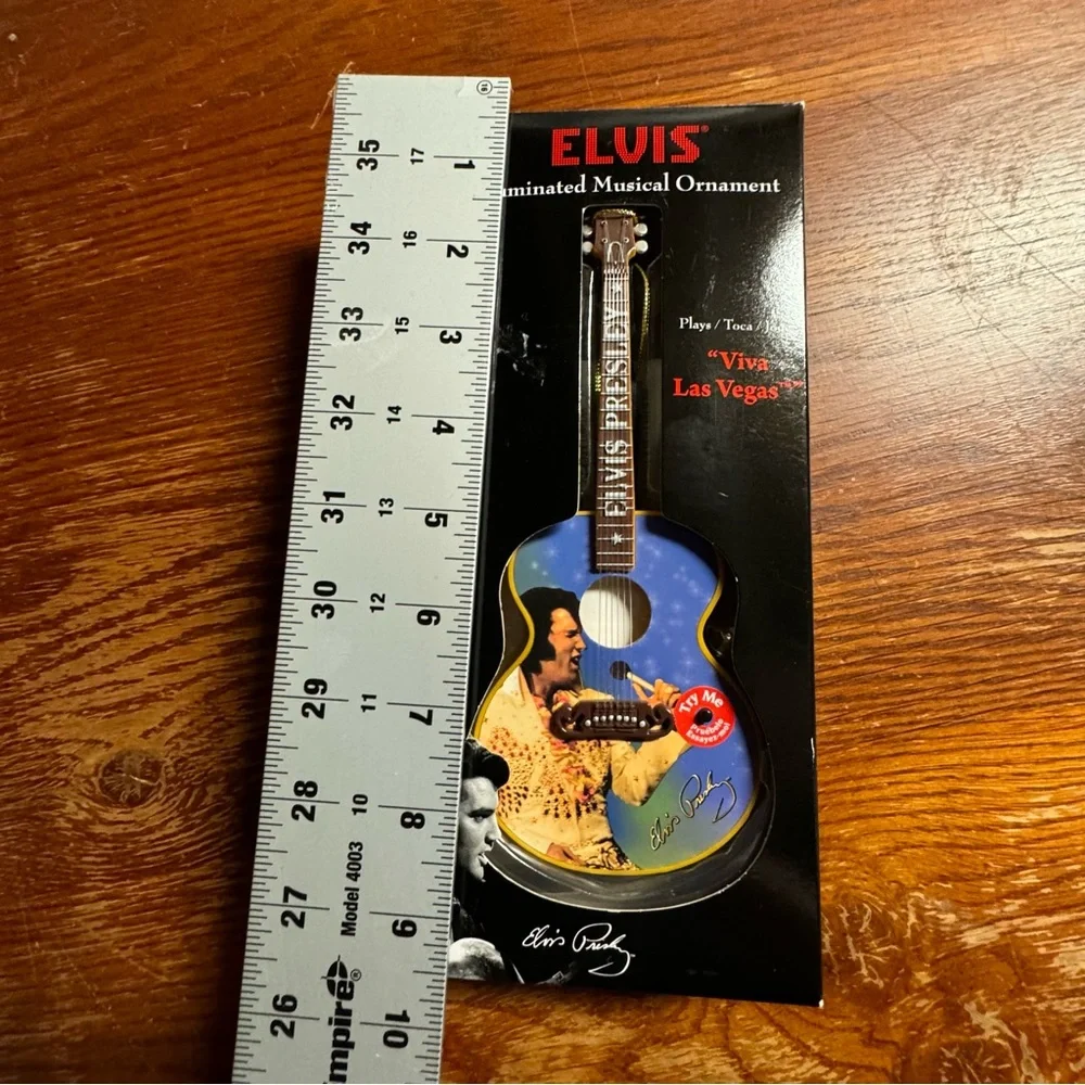 Elvis guitar‎ ornament playing Viva Las Vegas. New in box